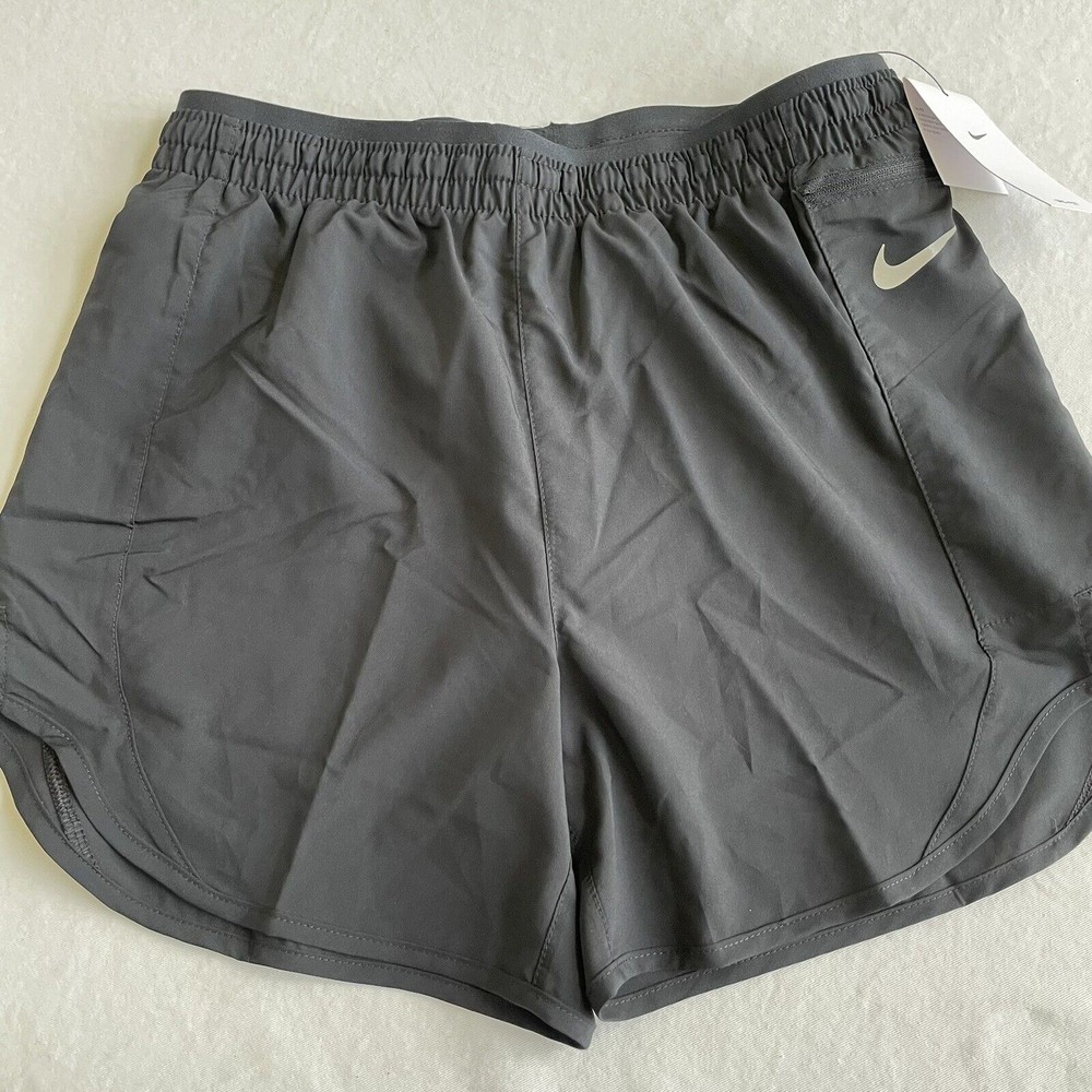 Nike Women's Tempo Luxe 5" Black Running Shorts (CZ9576-010) Size SMALL NWT - Picture 3 of 6
